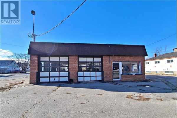 747 PARK ST S, Peterborough