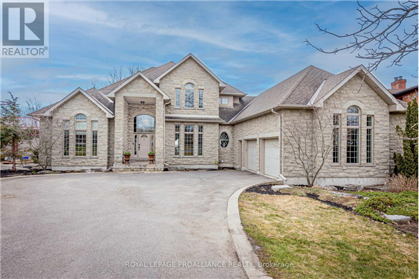 4744 BATH RD, Loyalist