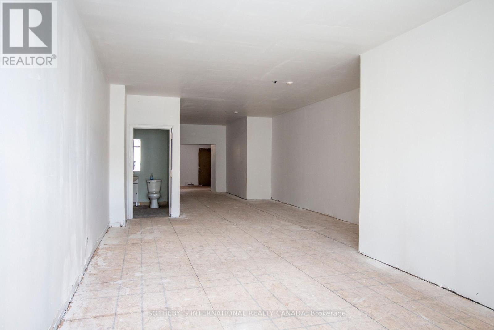 Listing X6030400 - Large Photo # 12