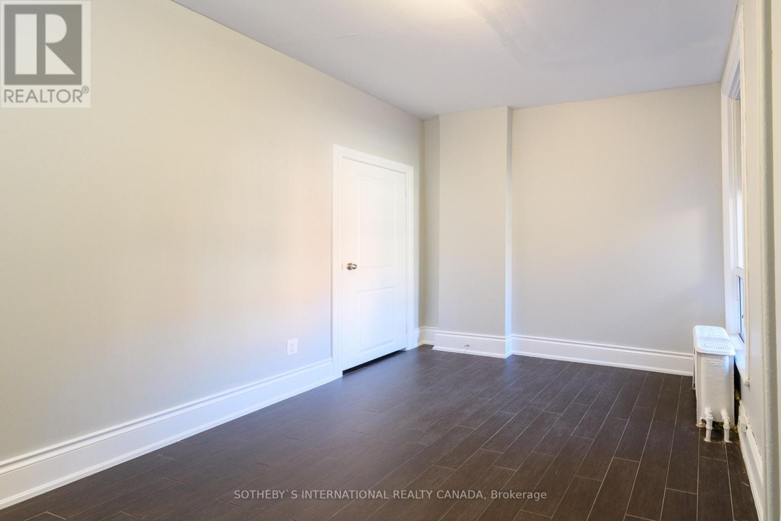 Listing X6030400 - Large Photo # 6