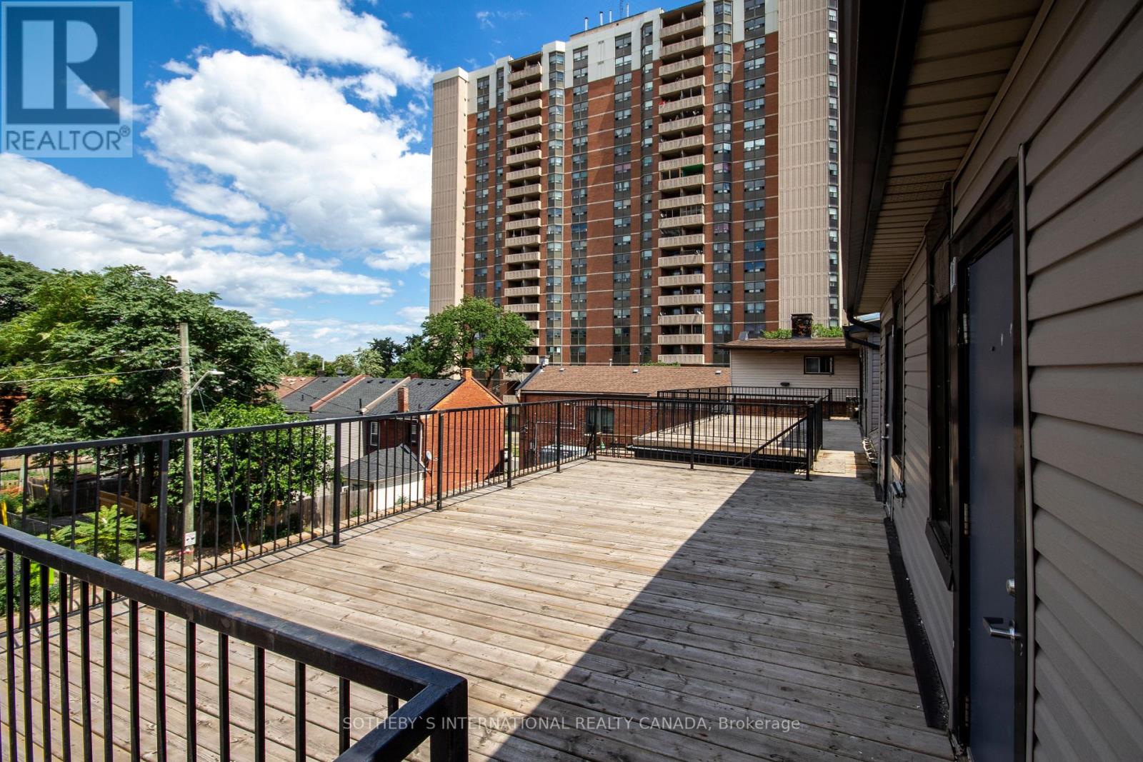 Listing X6030400 - Large Photo # 10
