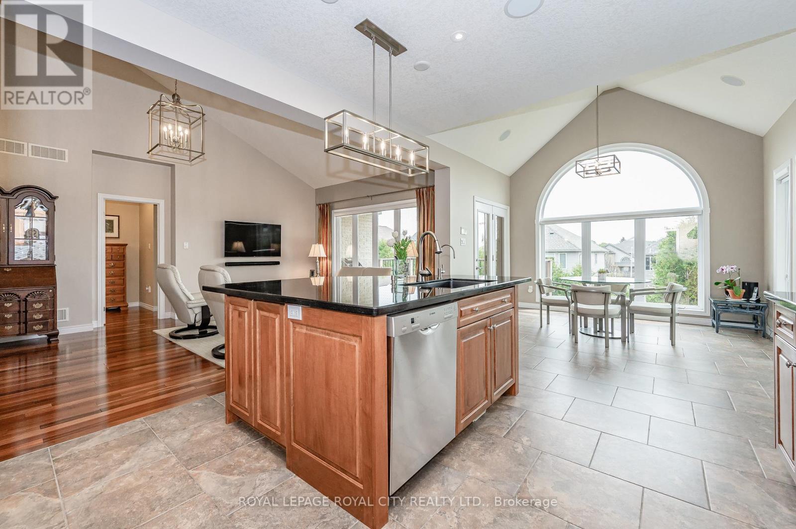 Listing X6032428 - Large Photo # 10