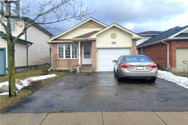 56 HAWKINS DR, Cambridge