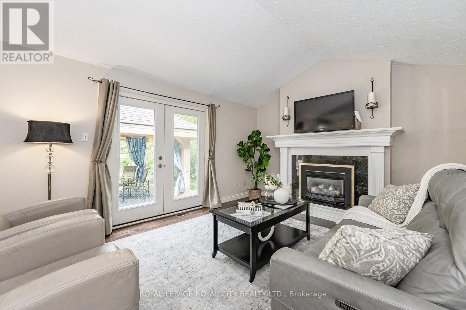 Listing X6042328 - Large Photo # 12
