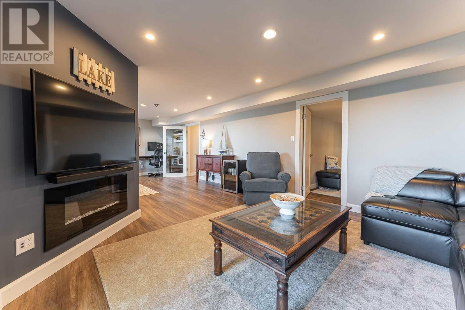 Listing X6045013 - Large Photo # 29