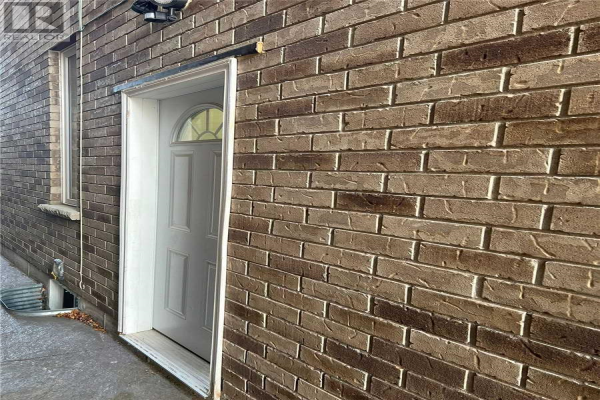 78 ASSISI ST, Hamilton