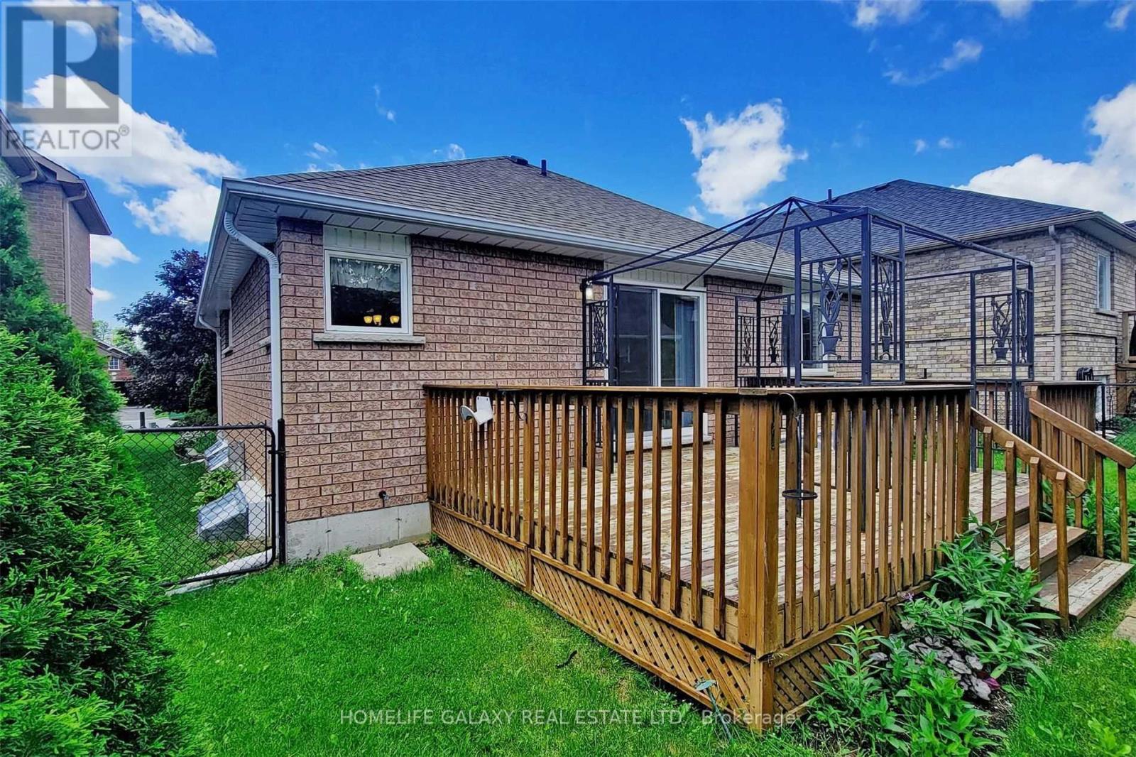 Listing X6048000 - Large Photo # 24
