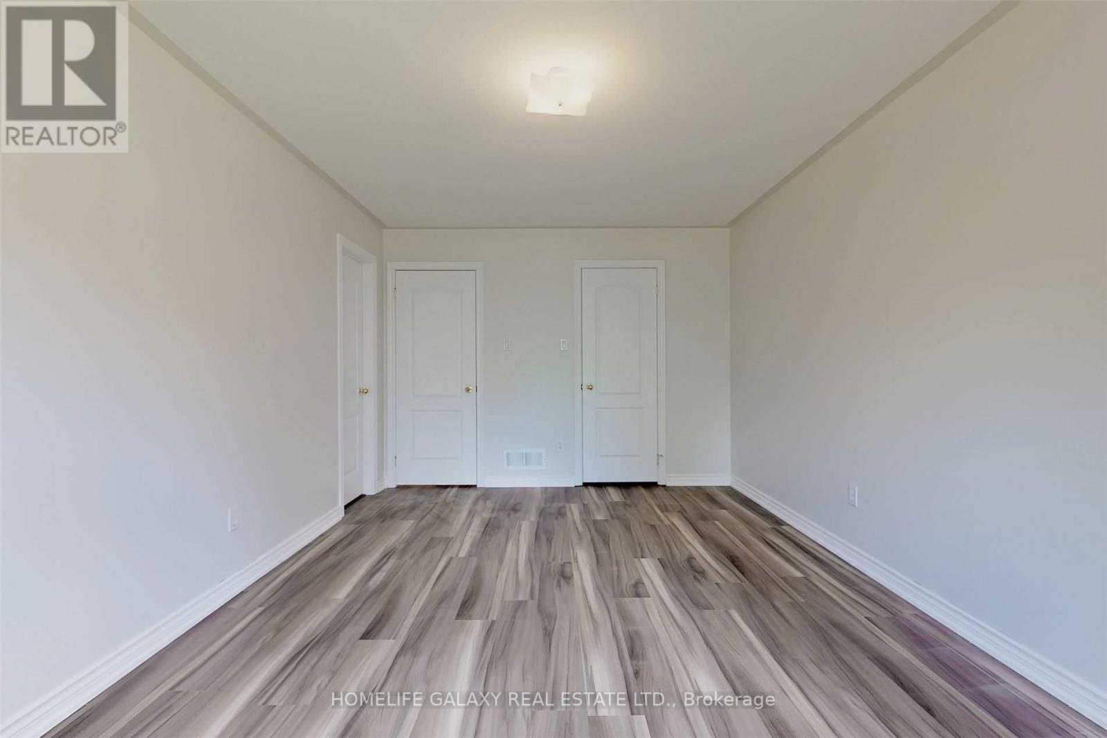 Listing X6048000 - Large Photo # 12