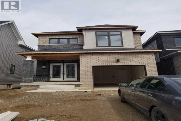 8 MCLAREN AVE, Brantford