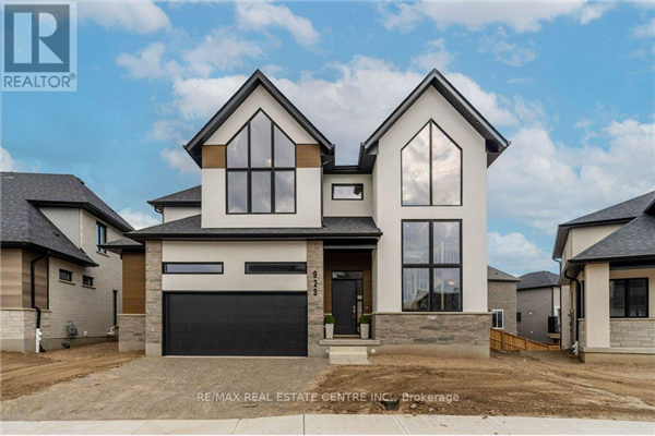 #5 -923 STONECLIFFE WALK, Kitchener
