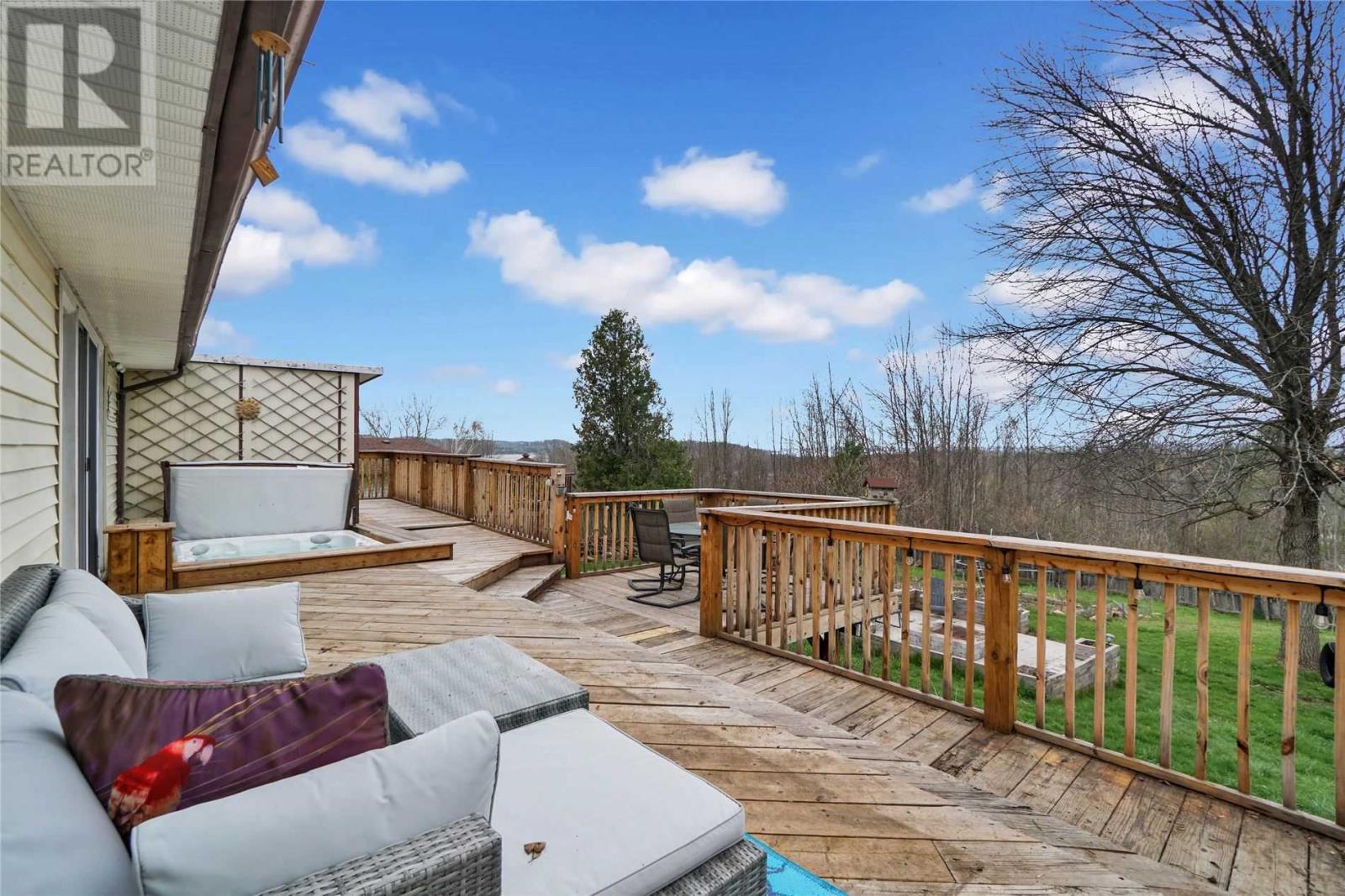 Listing X6050381 - Large Photo # 27