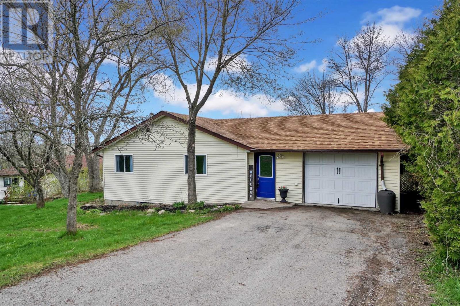 Listing X6050381 - Large Photo # 2