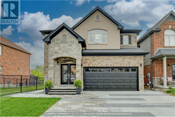 12 THORNBURY CRT, Hamilton