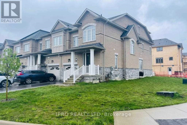 2 TALENCE DR, Hamilton