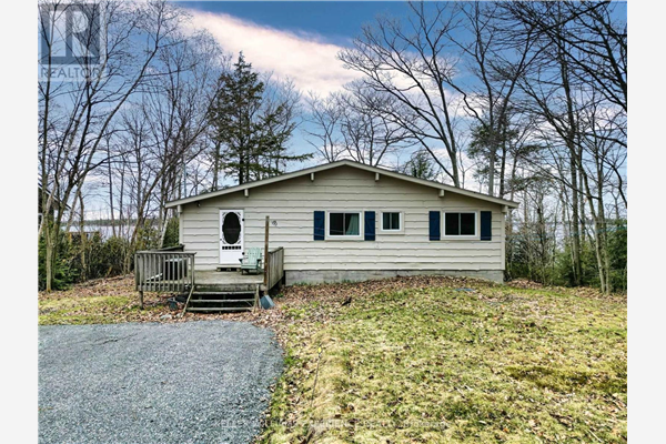 3 OAK POINT RD, Parry Sound