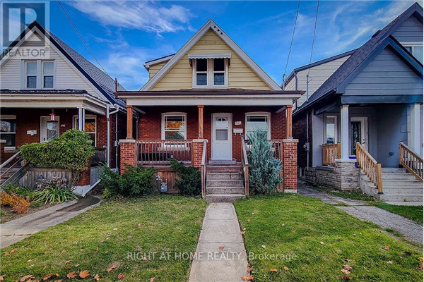 244 PALING AVE, Hamilton