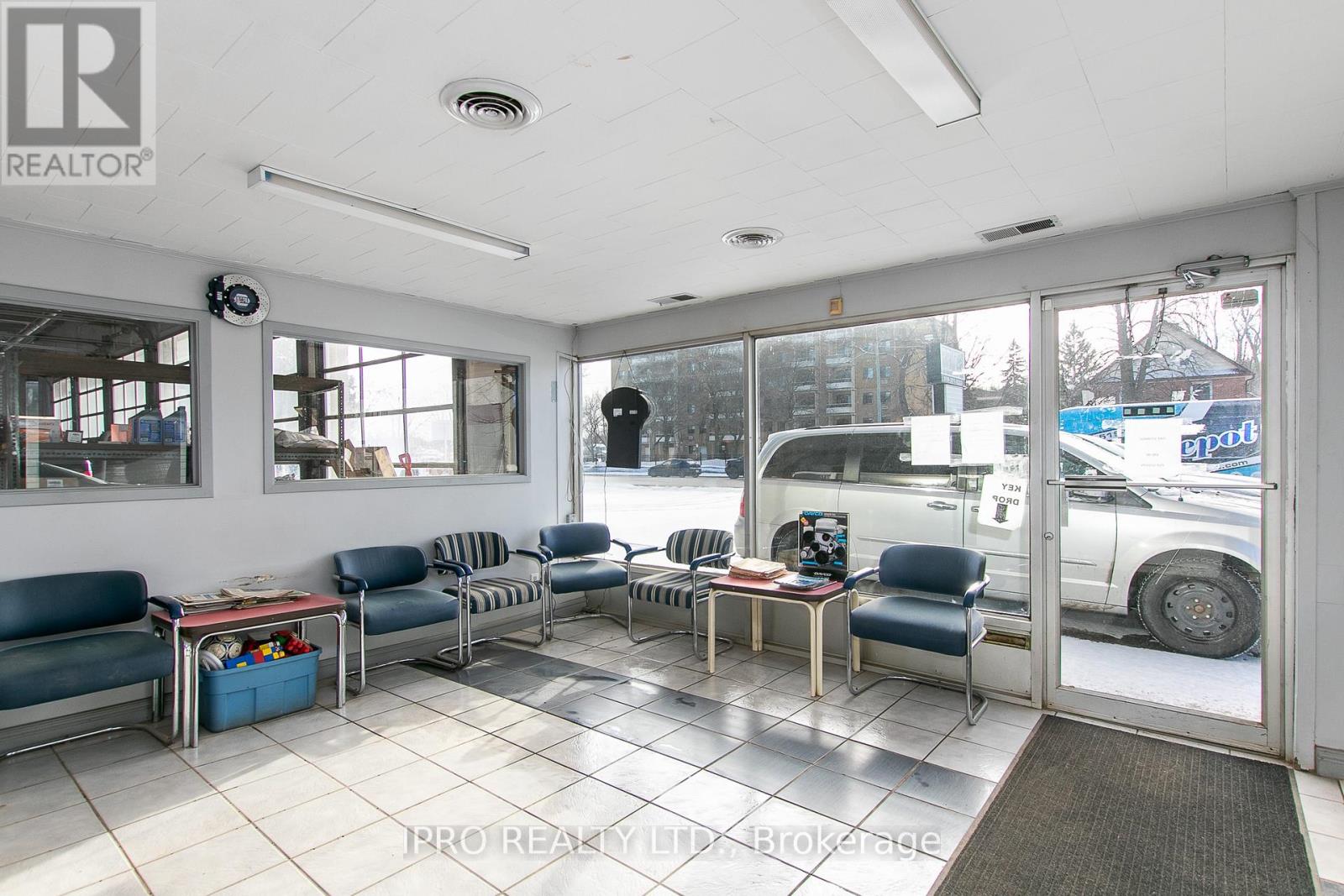 760 10TH ST W