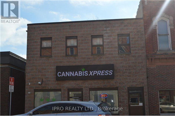 39 MAIN  E ST, Chatham-Kent