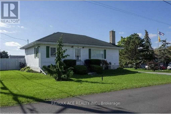 14 LATCHFORD ST, Belleville