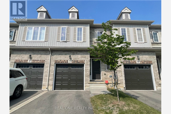 7 SHARP DR, Hamilton