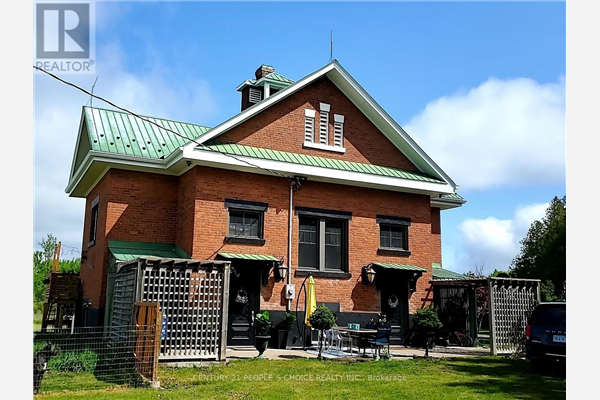25 COMMUNITY CENTRE RD, Kawartha Lakes