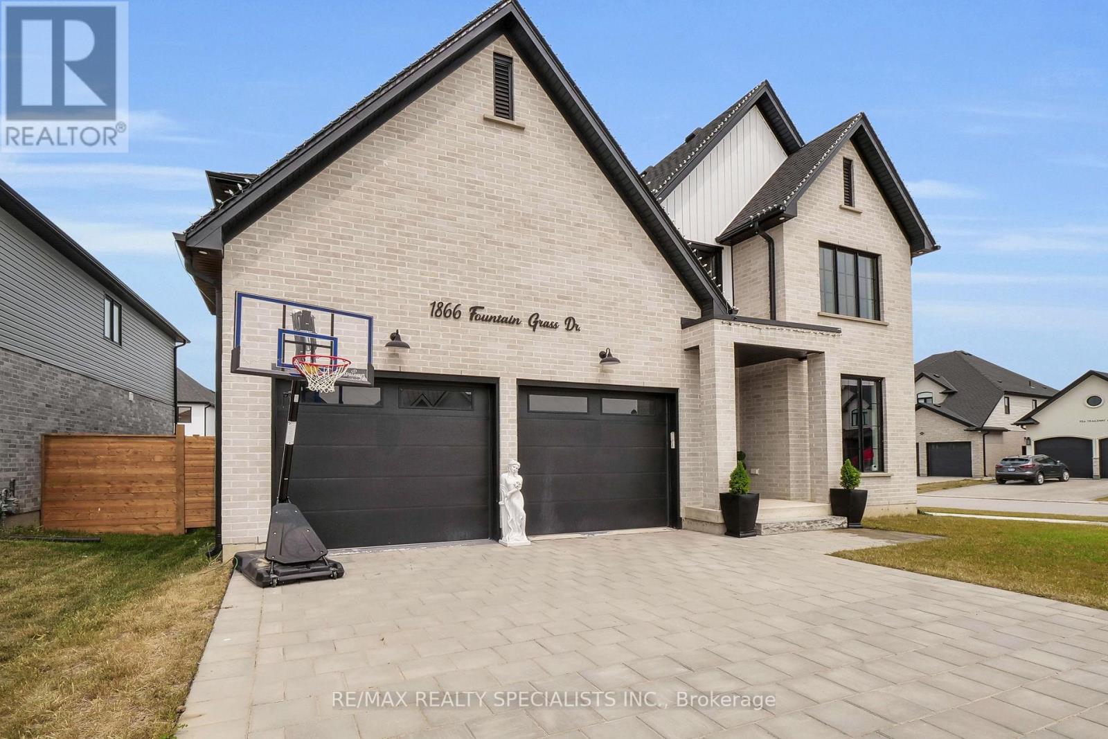 Listing X6098480 - Large Photo # 2