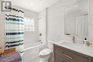 #10 -1326 WINDERMERE RD, #10