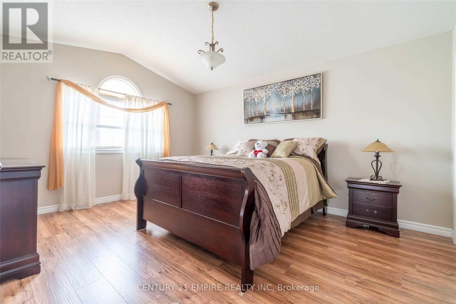 Listing X6108896 - Large Photo # 10