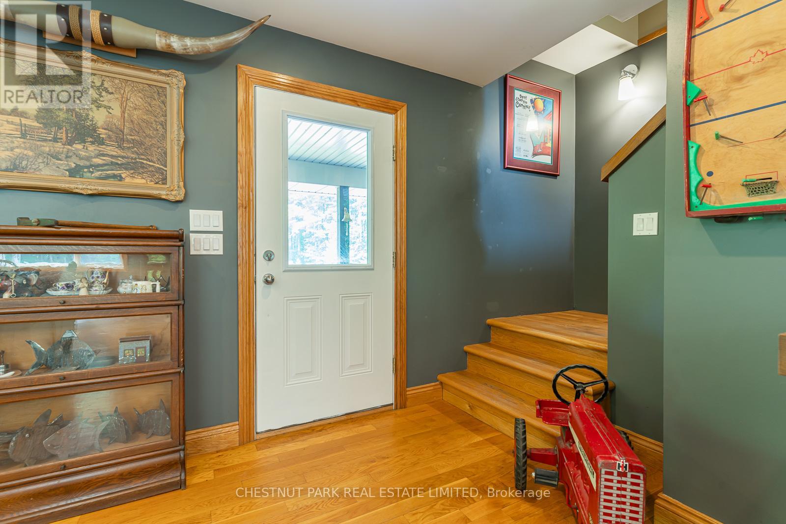 300280 GREY ROAD 170