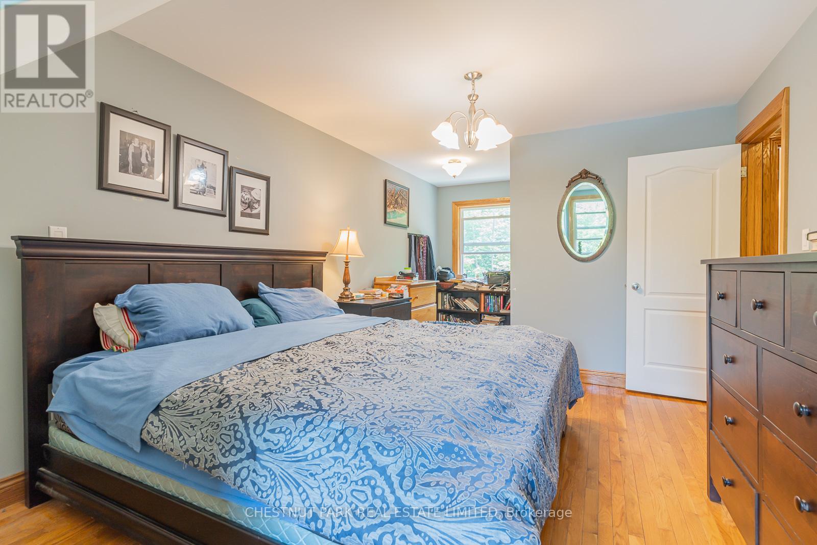 300280 GREY ROAD 170
