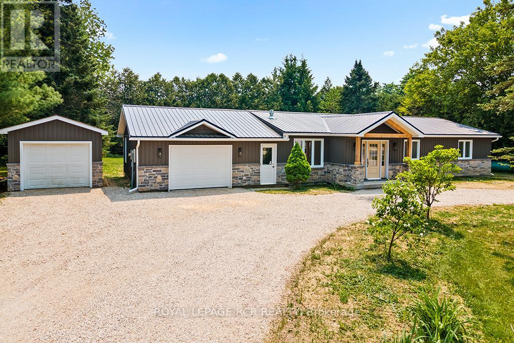 182 CANROBERT ST