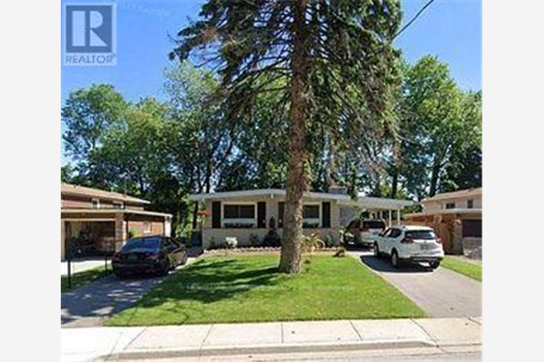 28 HOLBROOK RD, Hamilton