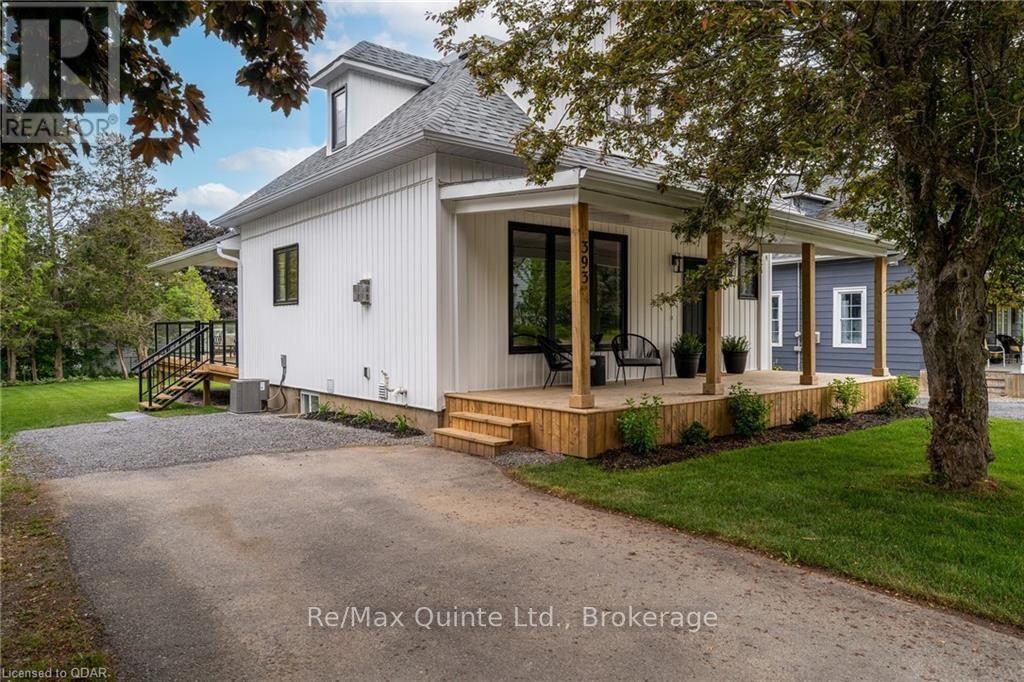 393 MAIN ST