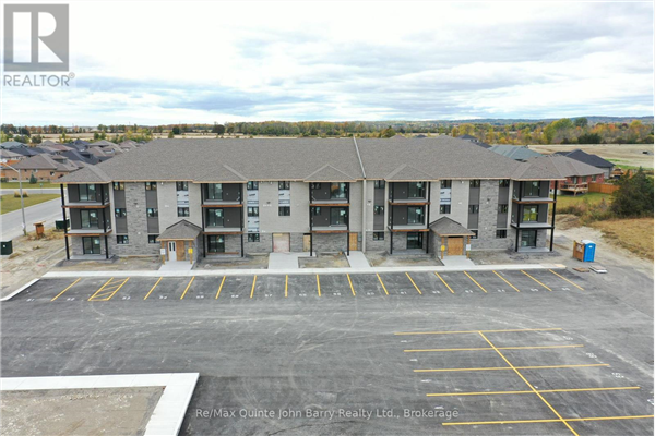 #106 -30 HILLSIDE MEADOW DR, Quinte West
