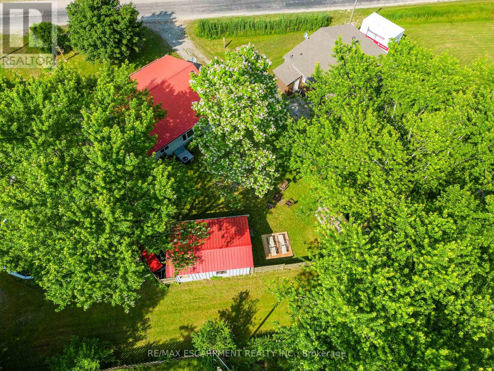 3018 LAKESHORE RD