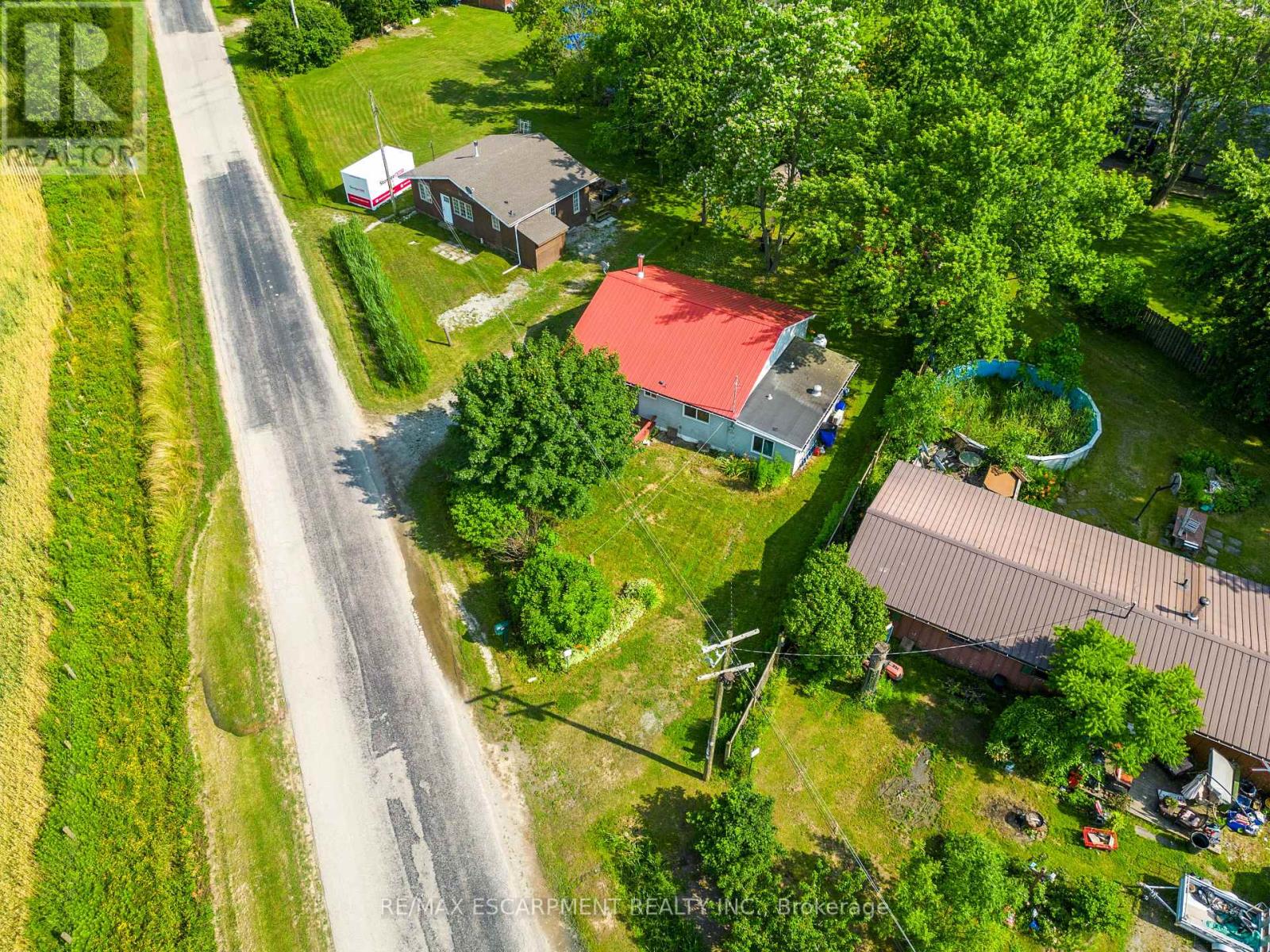 3018 LAKESHORE RD