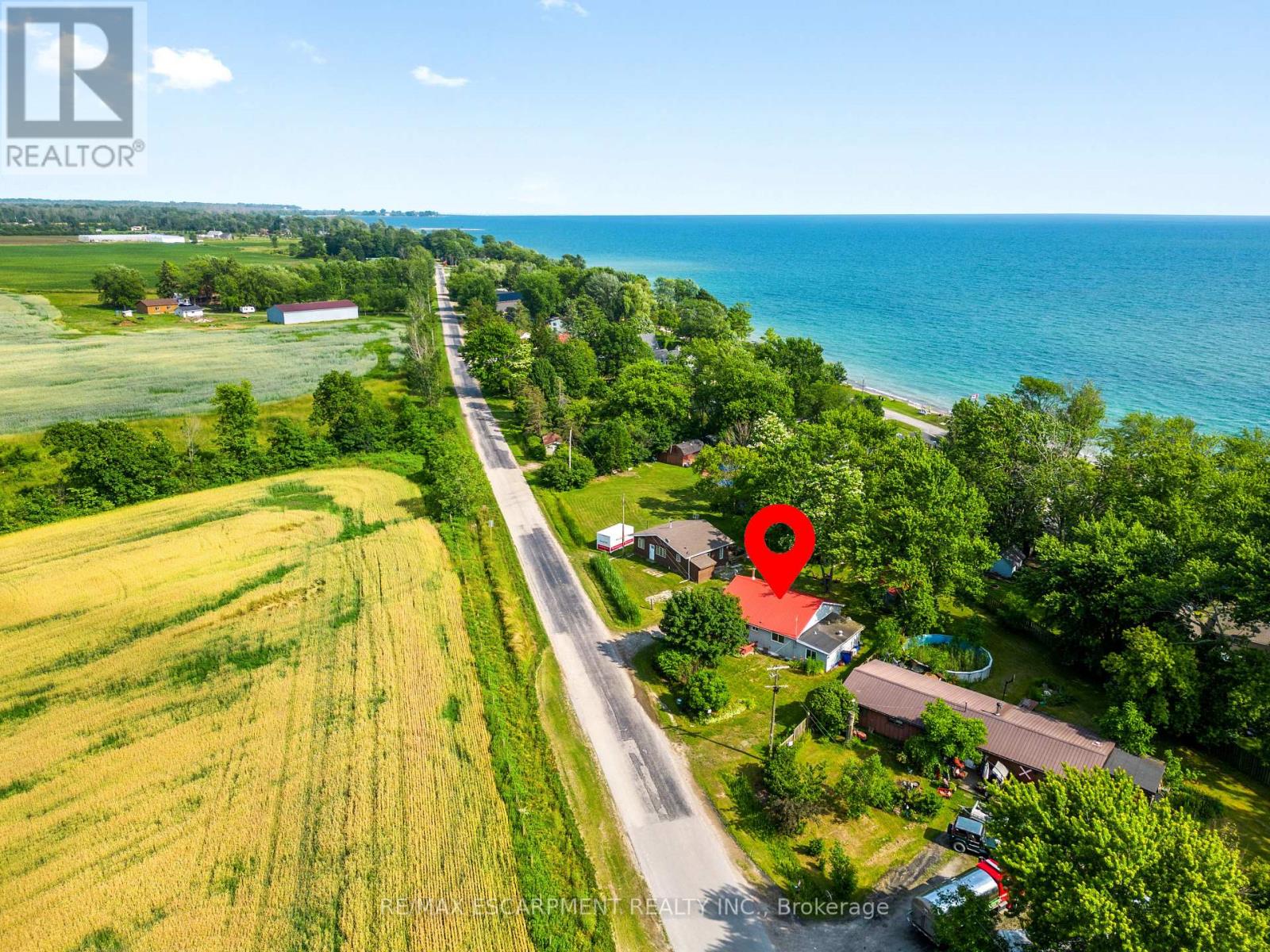 3018 LAKESHORE RD