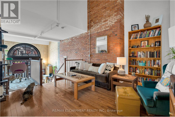#213 -200 STINSON ST, Hamilton