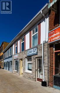 19/21 DUNDAS ST W
