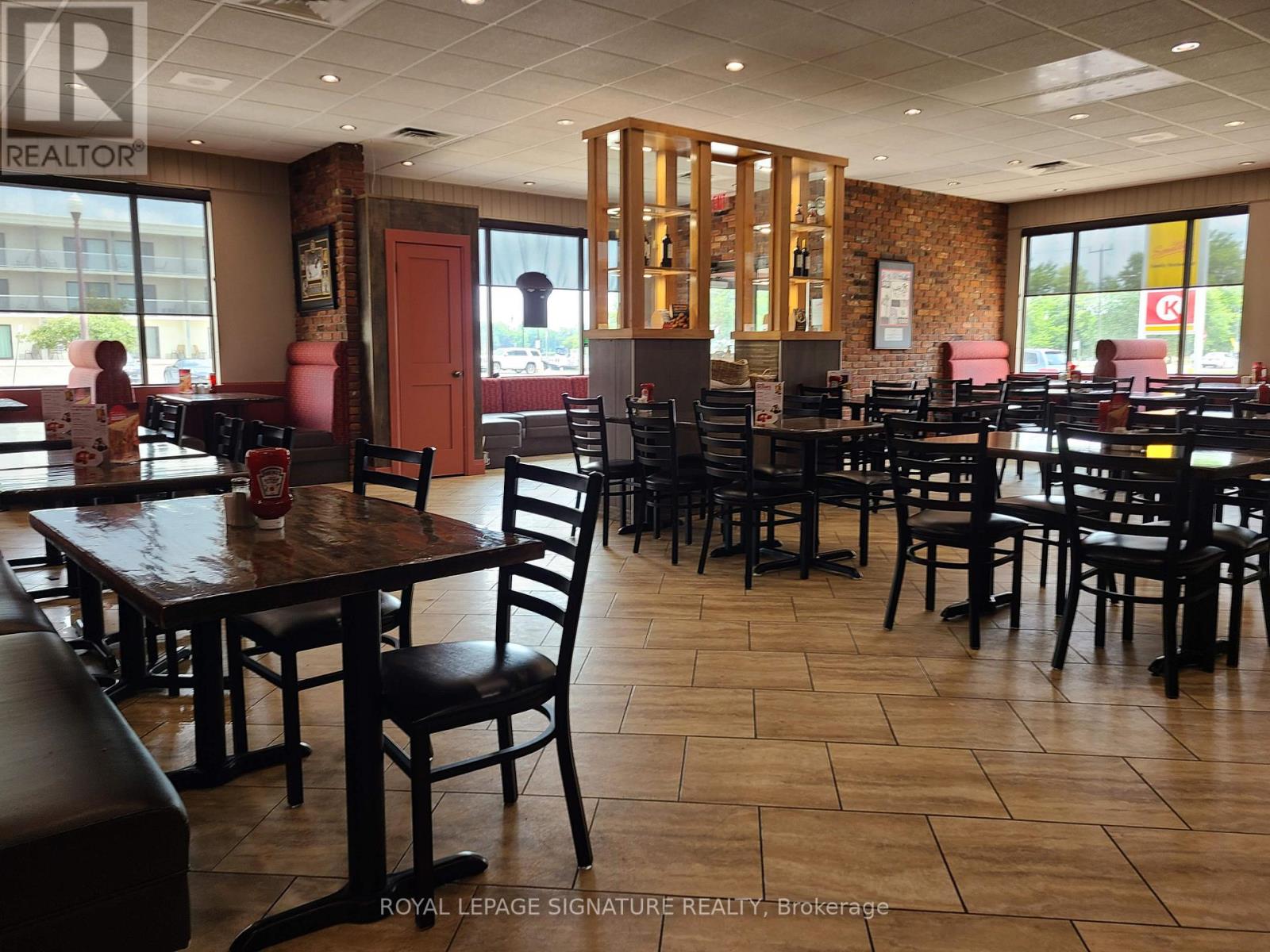 Listing X6659188 - Large Photo # 11