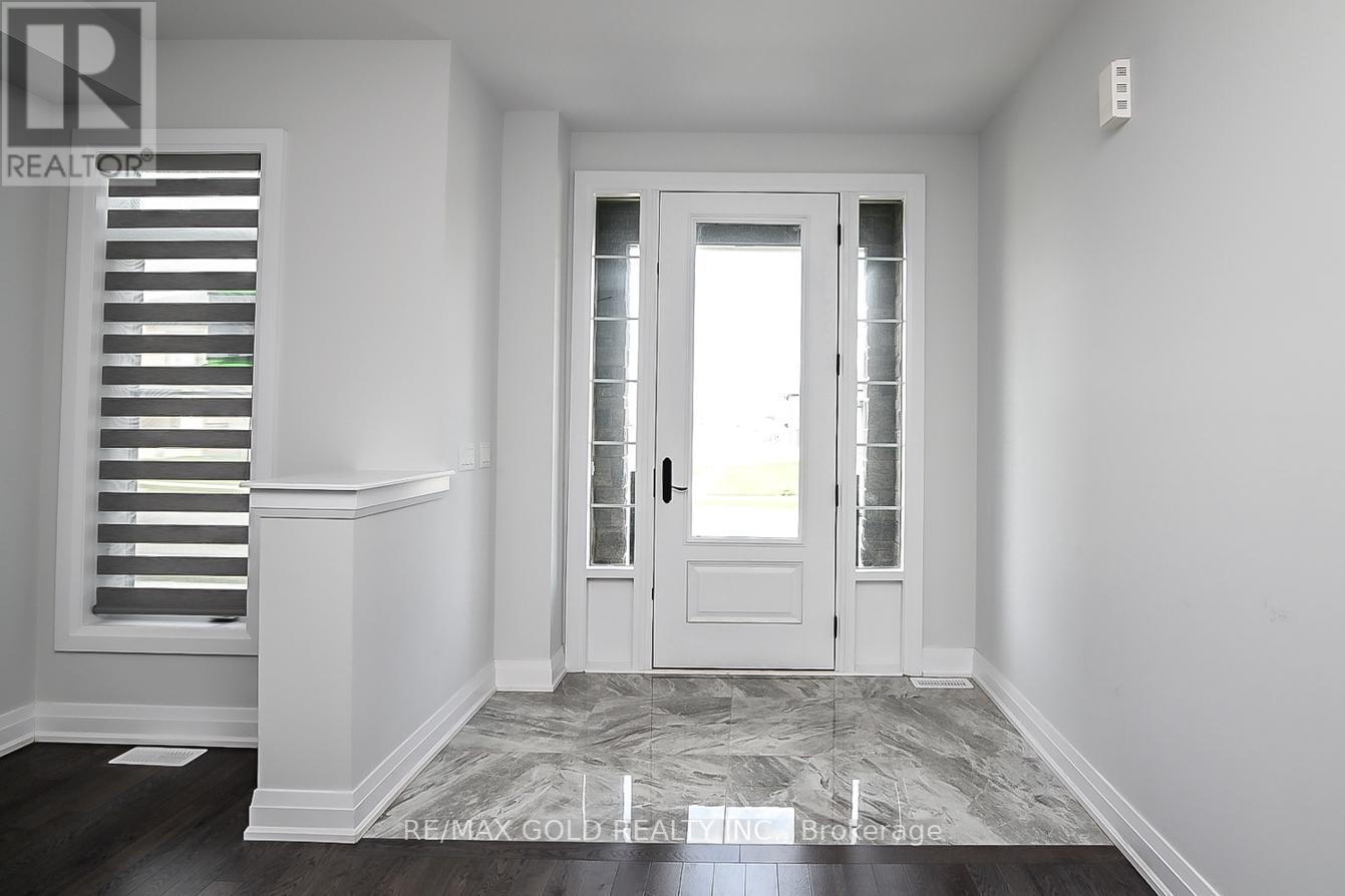 774 QUEENSTON BLVD