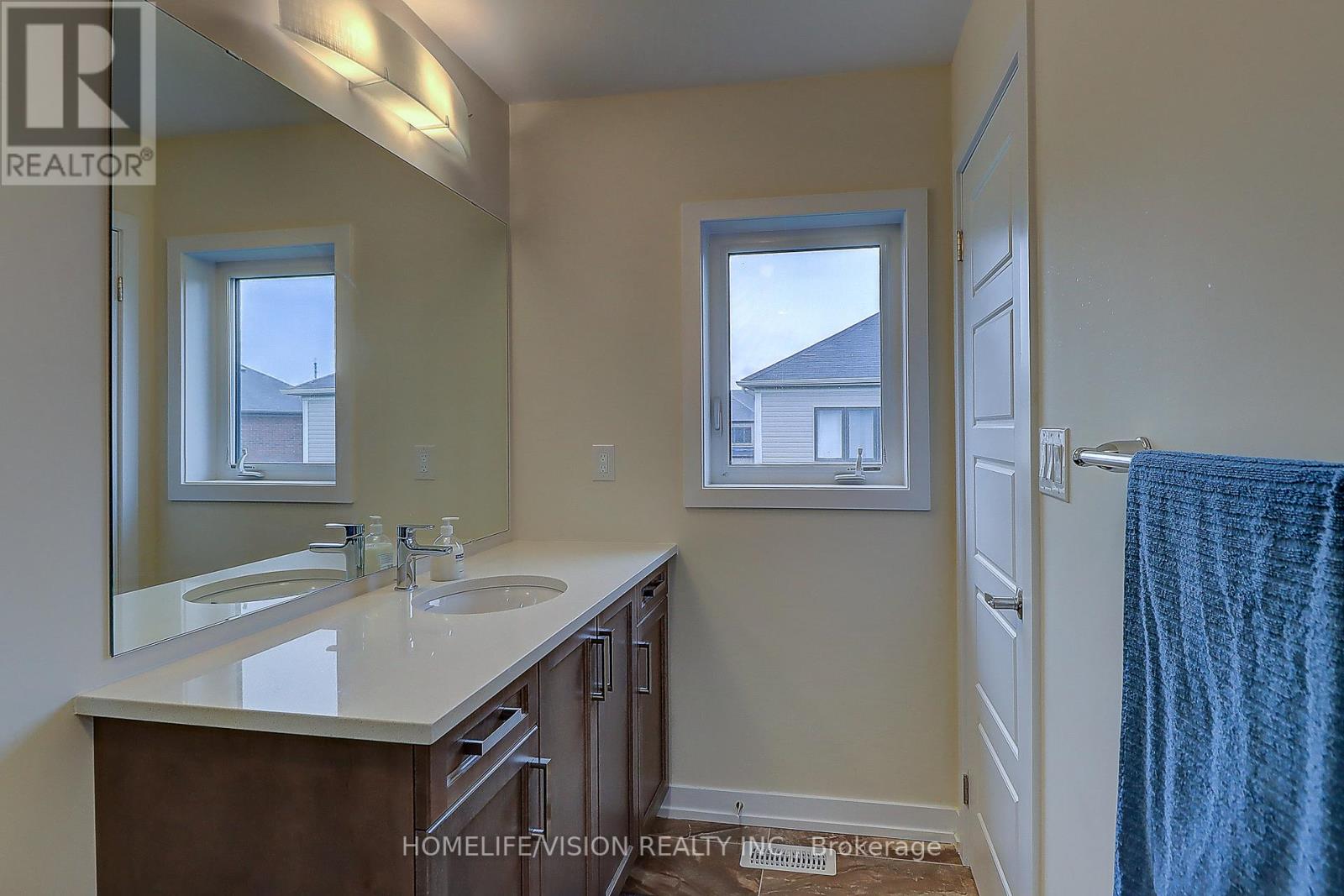#14 -14 ELLIS AVE, #14