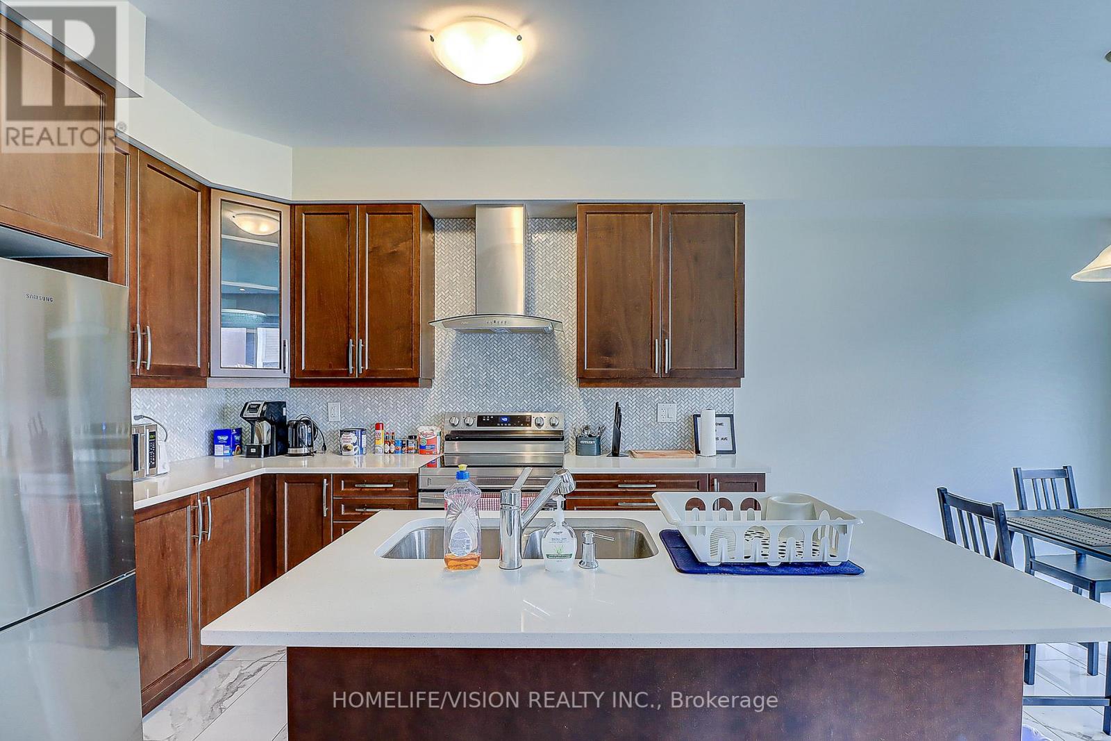 #14 -14 ELLIS AVE, #14