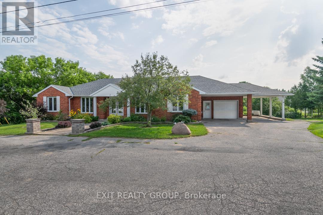 2 DUFFERIN ST