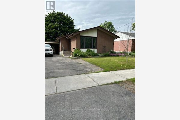 266 BELLEVUE ST, Peterborough