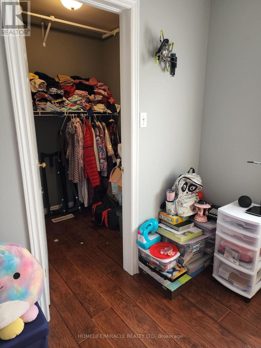 Listing X6698350 - Large Photo # 17