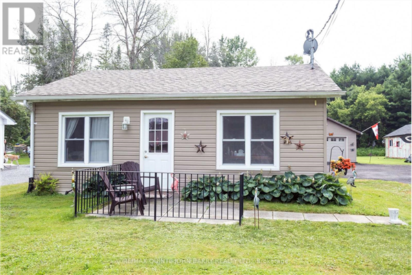 21573B LOYALIST PKWY, Prince Edward County