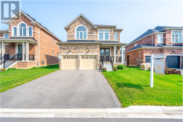 67 LIGHTFEATHER PL, Hamilton