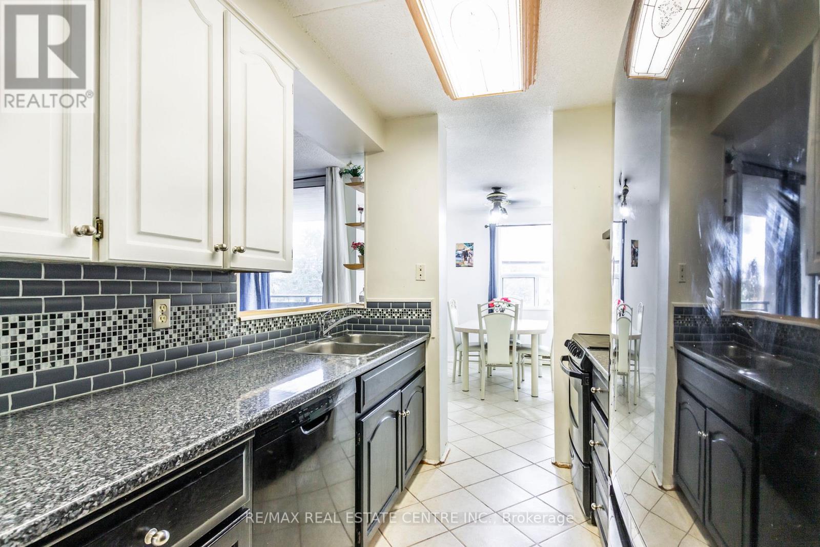 Listing X6706854 - Large Photo # 18