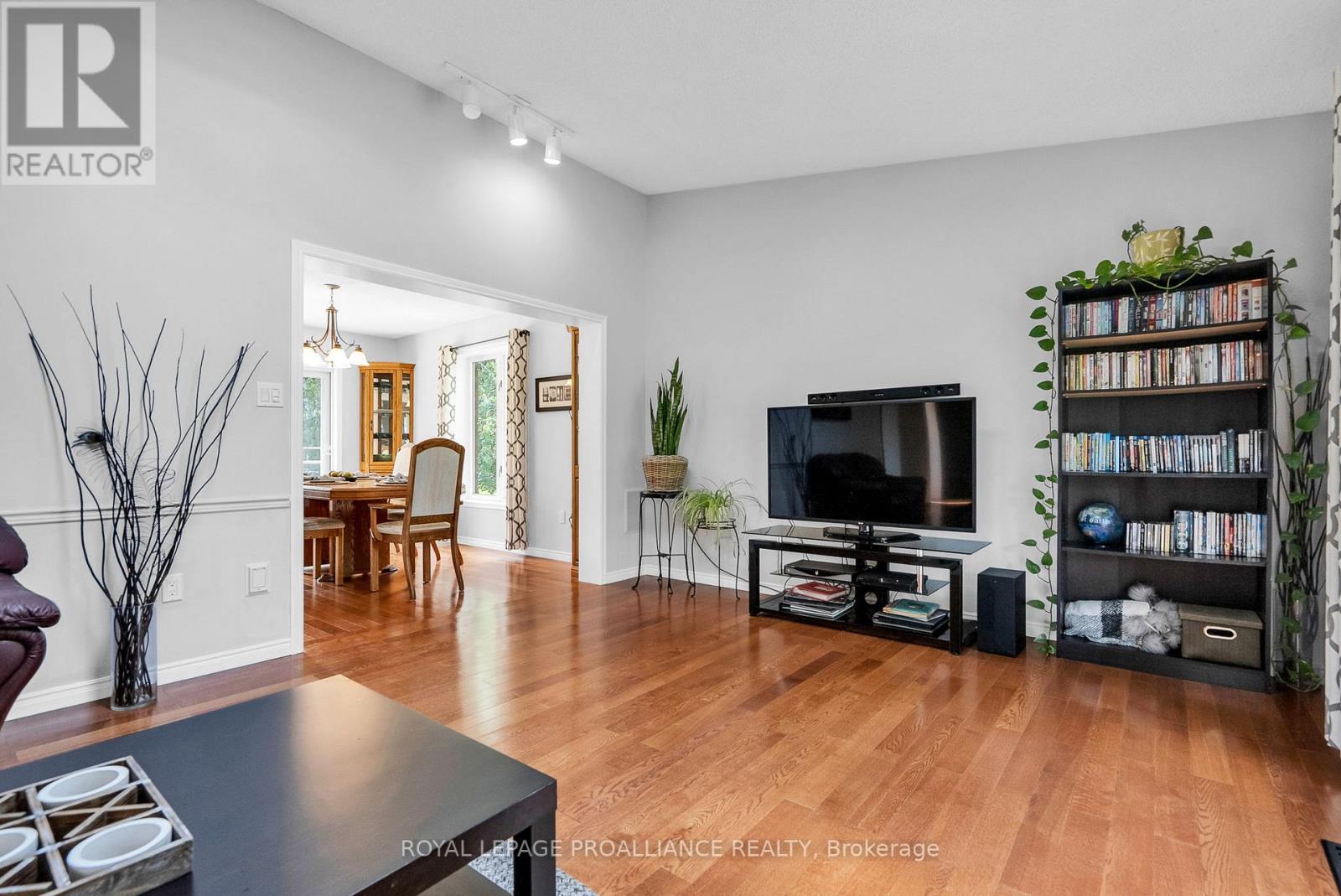 Listing X6709370 - Large Photo # 7